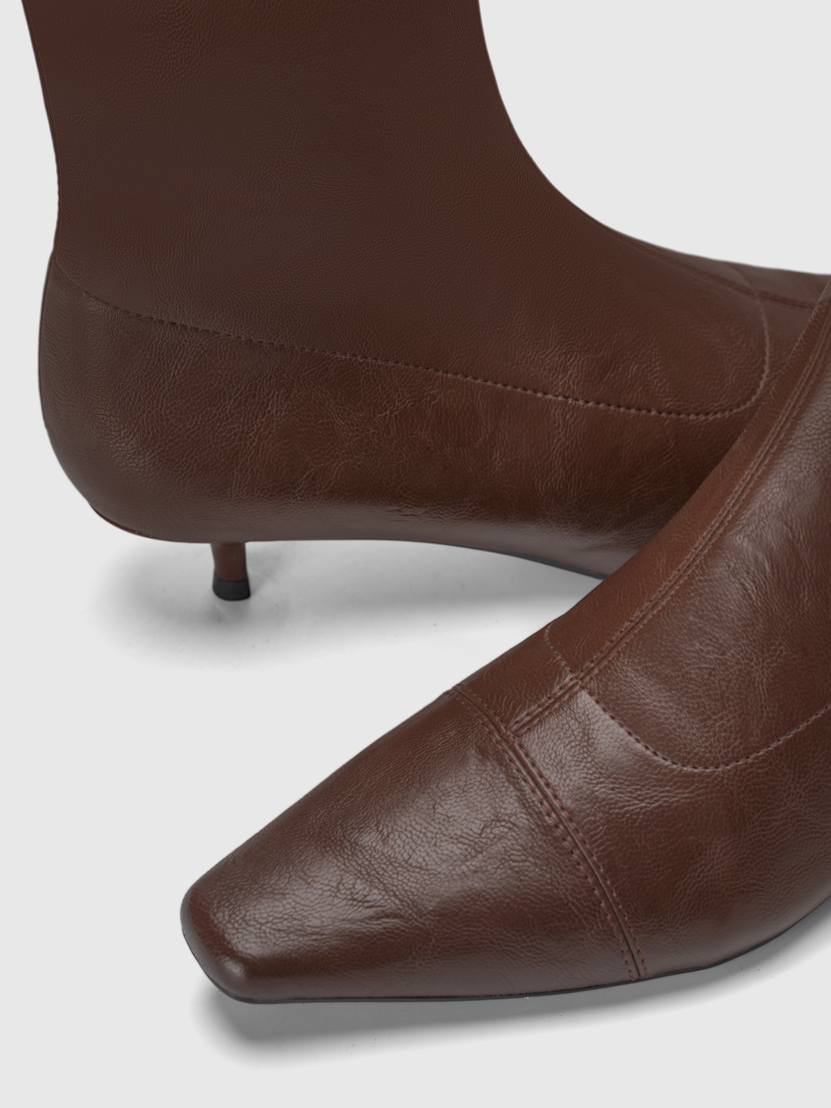 Cihi Vintage Square-Toe Kitten-Heel