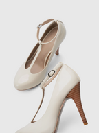 Cihi Modern Cutout Round-Toe