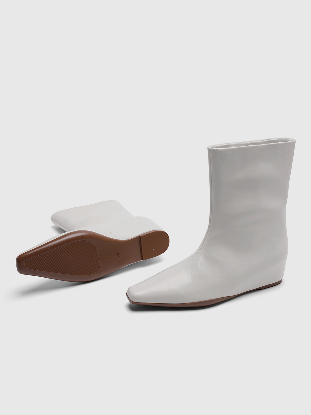 Cihi Architectural Square-Toe Clean-Shaft