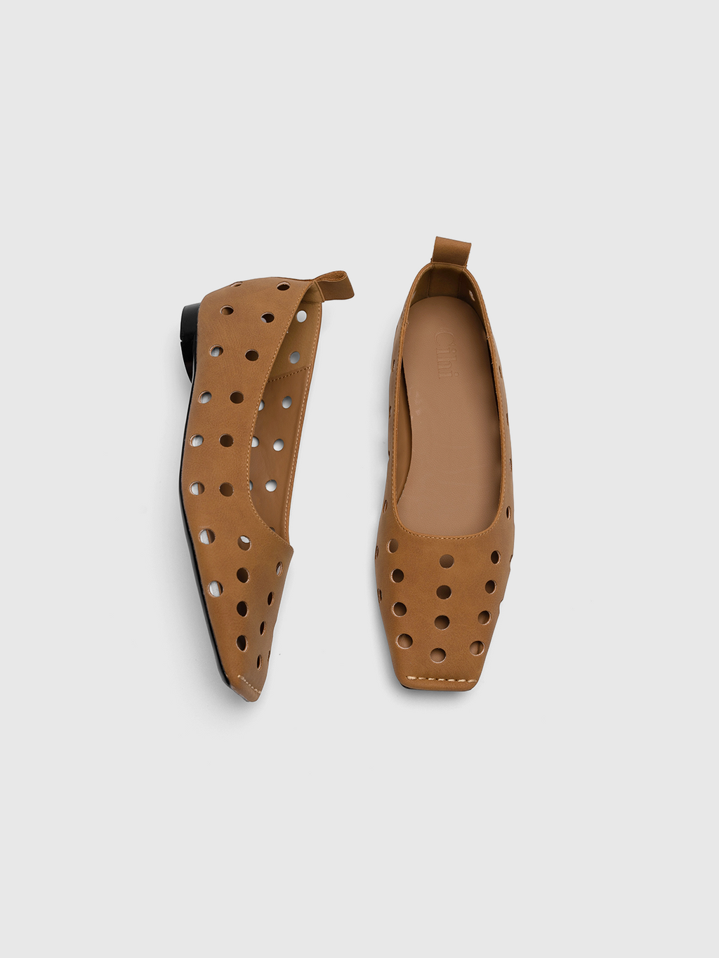 Cihi Refined Cutout Square-Toe