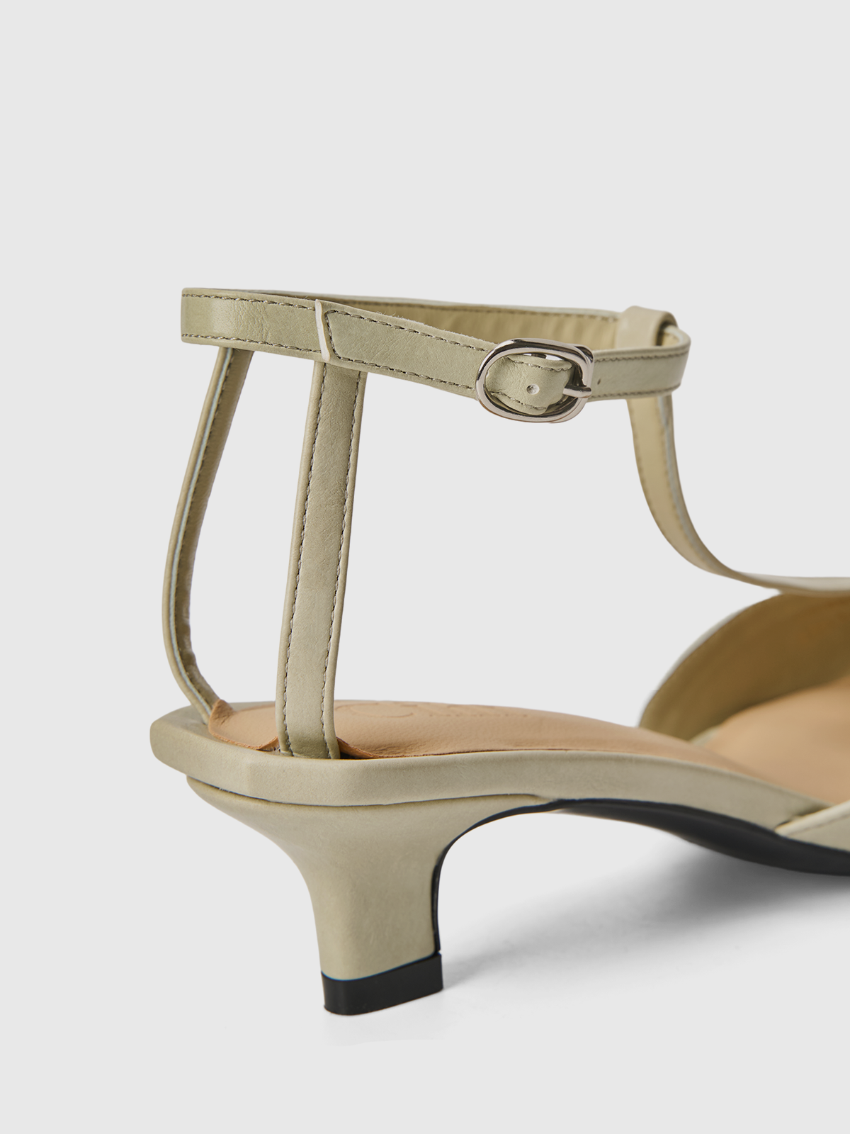 Cihi Elegant Sculpted Open-Back