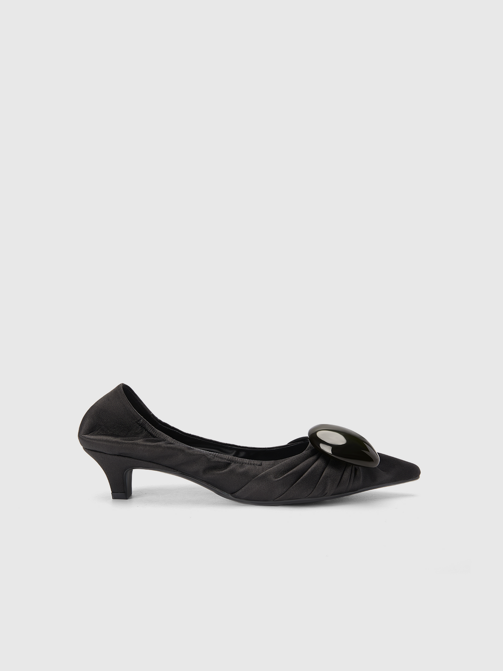Cihi Refined Satin Pointed