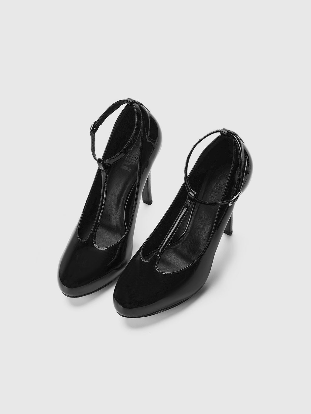 Cihi Modern Cutout Round-Toe