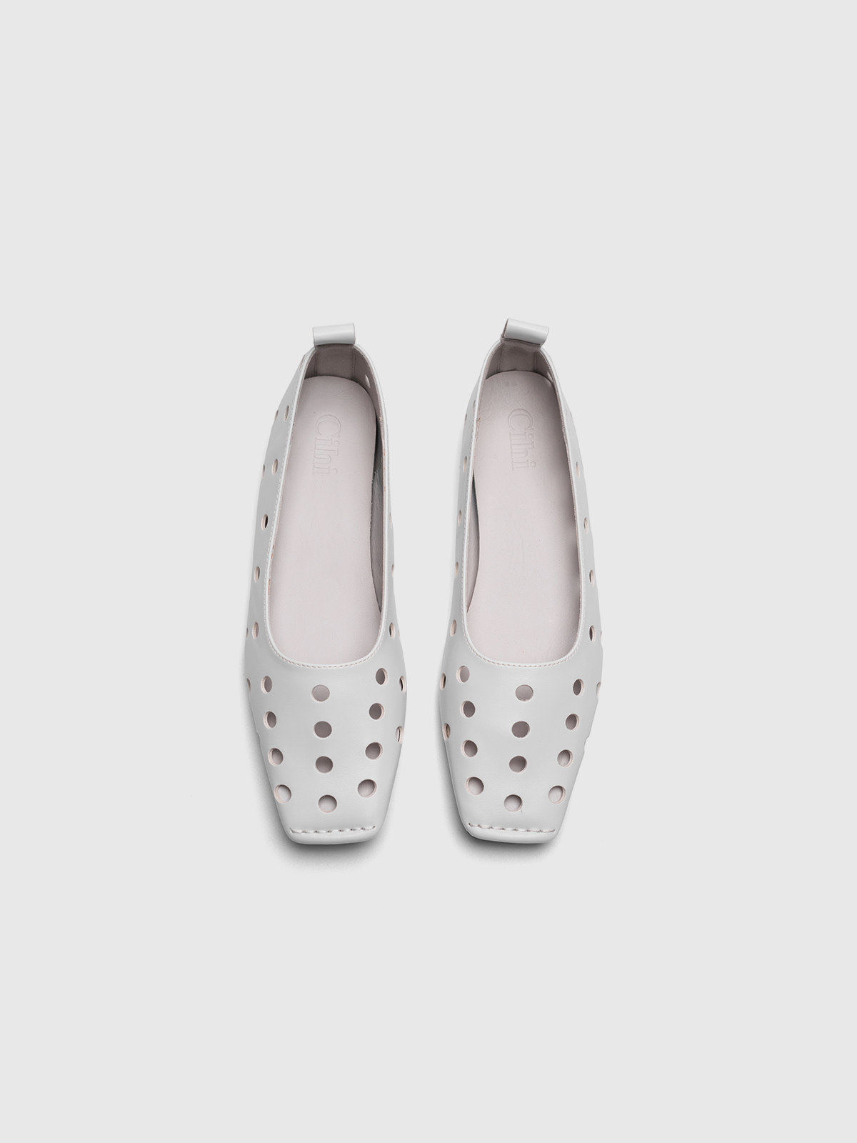Cihi Refined Cutout Square-Toe