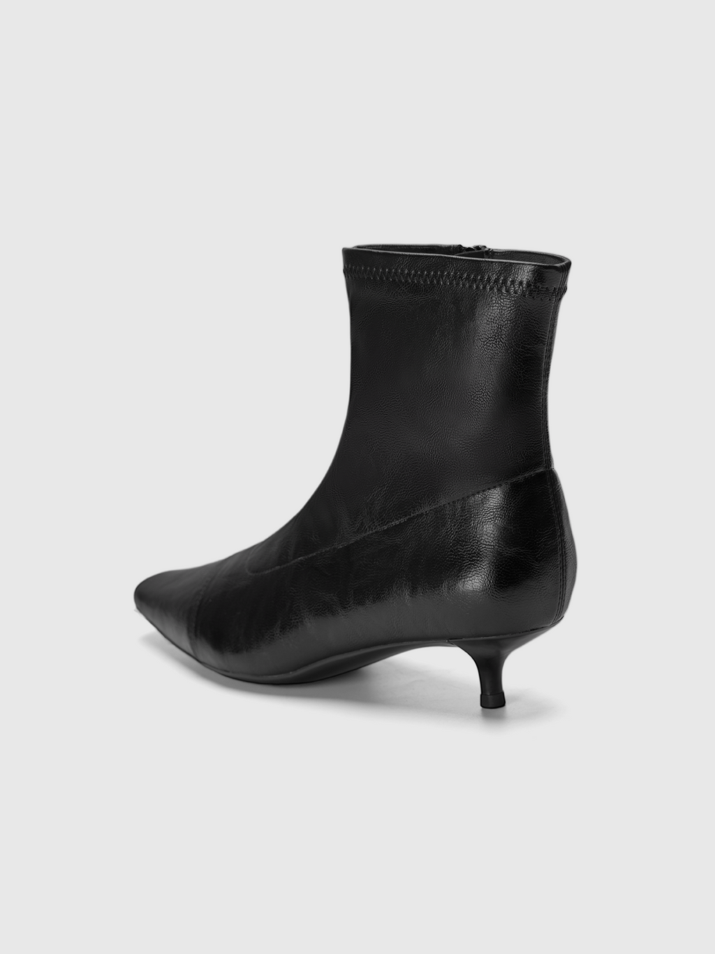 Cihi Vintage Square-Toe Kitten-Heel