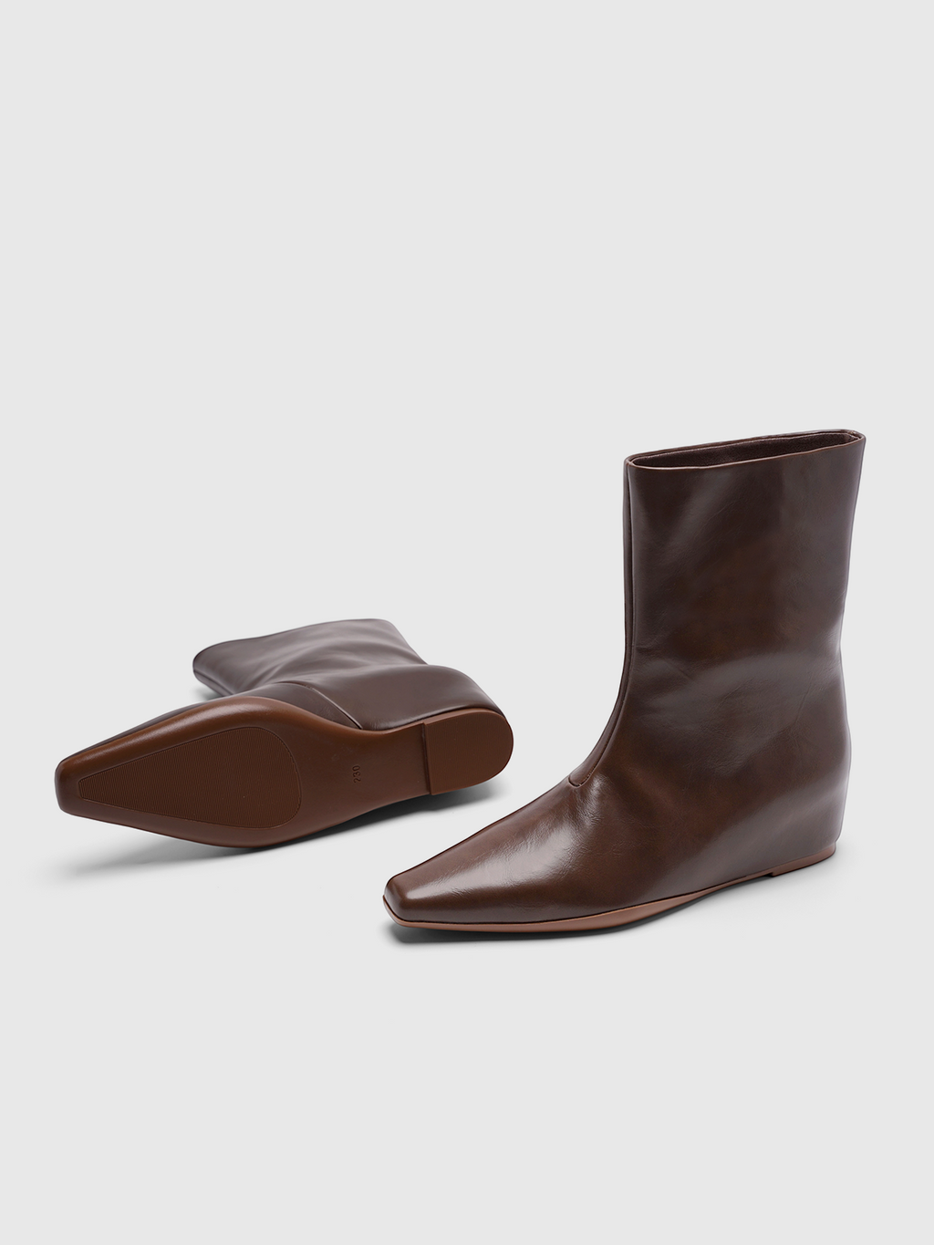 Cihi Architectural Square-Toe Clean-Shaft