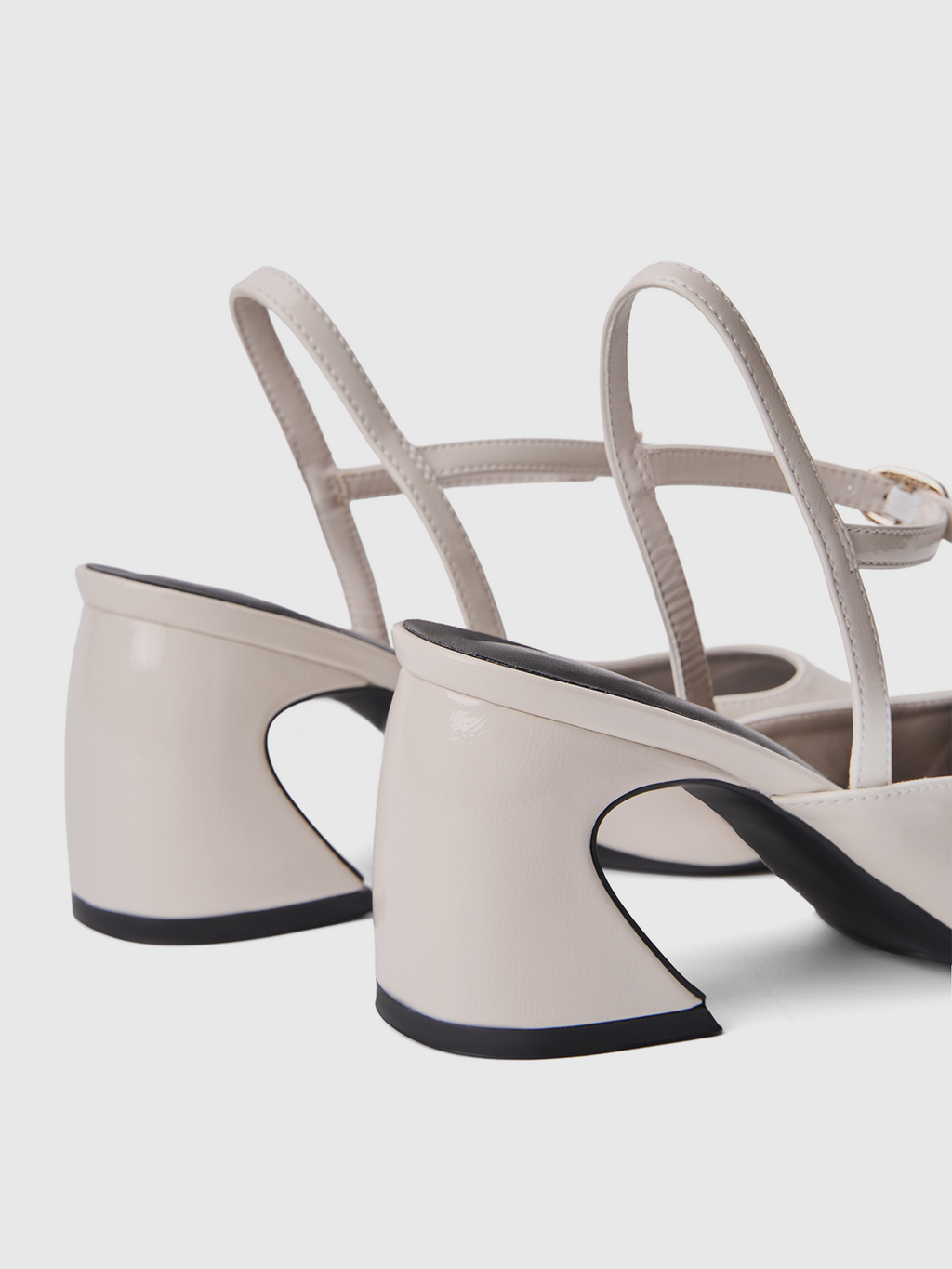Cihi Elegant Cutout Block-Heel