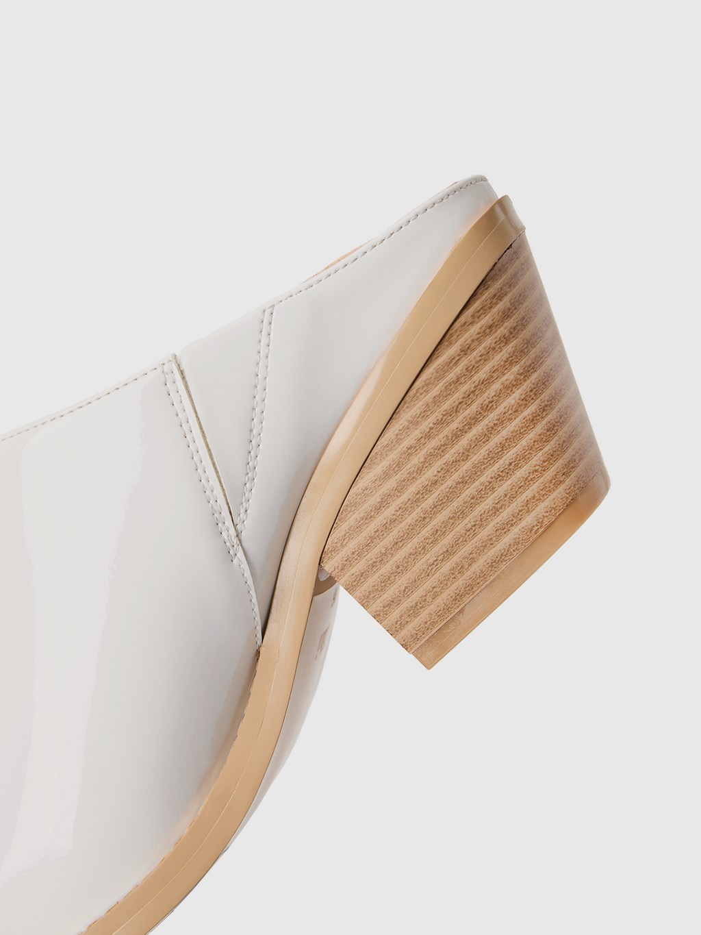 Cihi Modern Woodgrain Platform