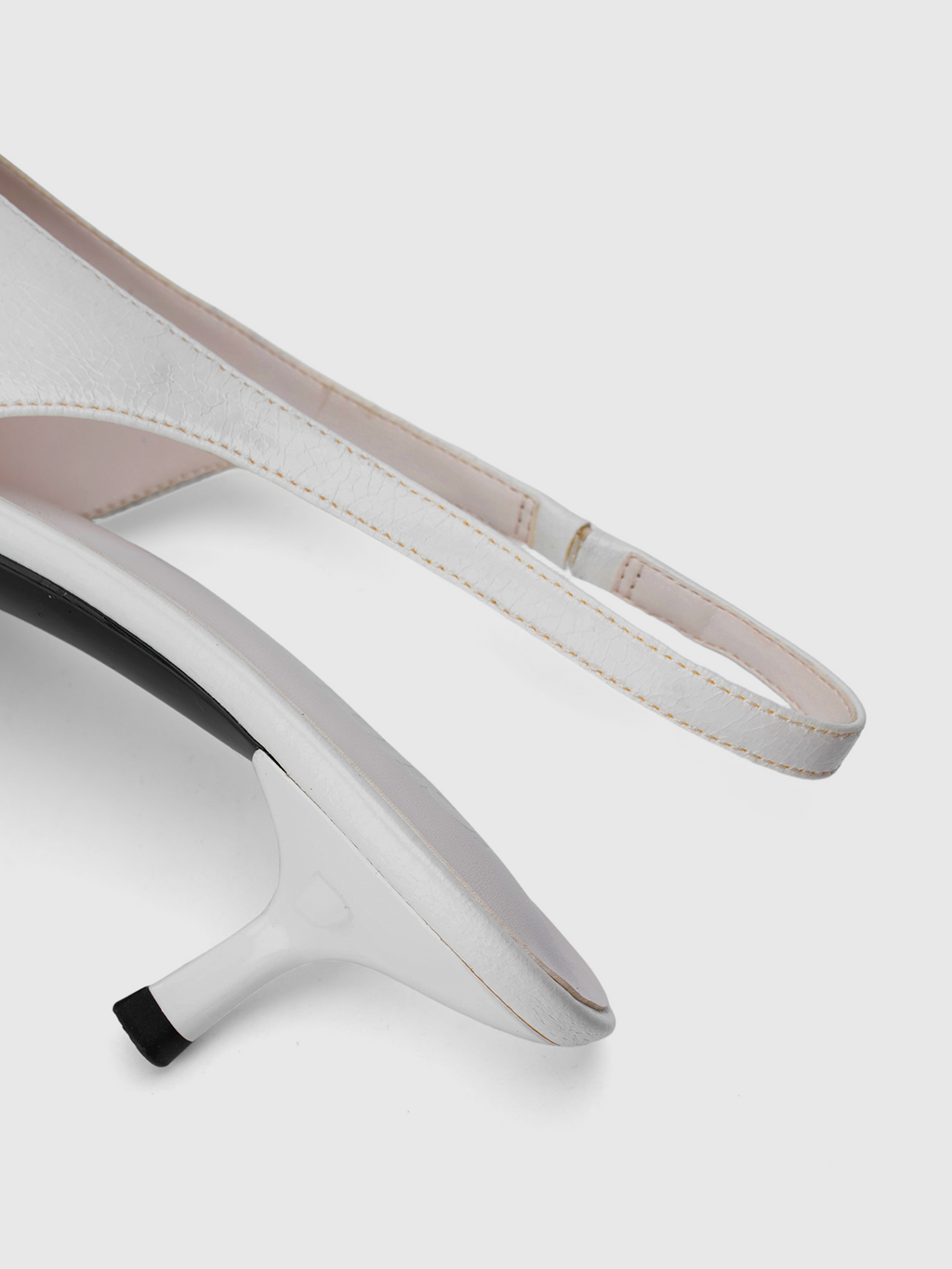 Cihi Elegant Pointed Open-Back