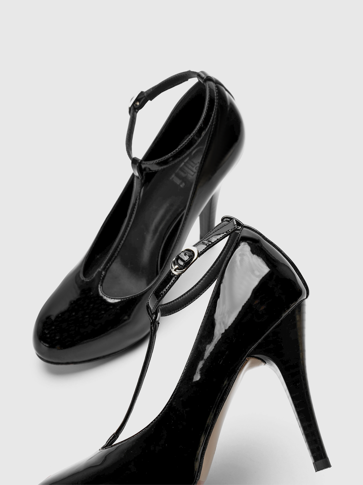 Cihi Modern Cutout Round-Toe