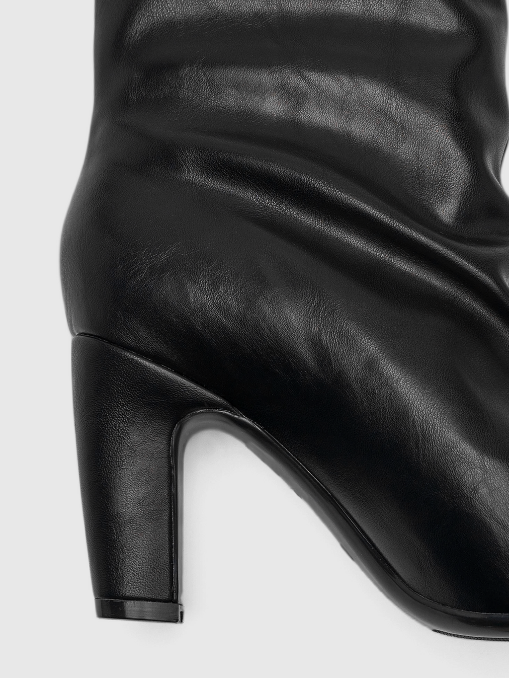 Cihi Sharp Sleek Block-Heel