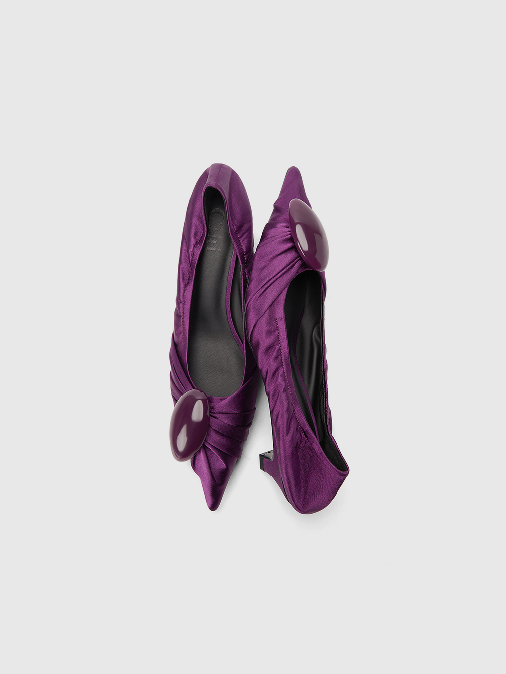 Cihi Refined Satin Pointed