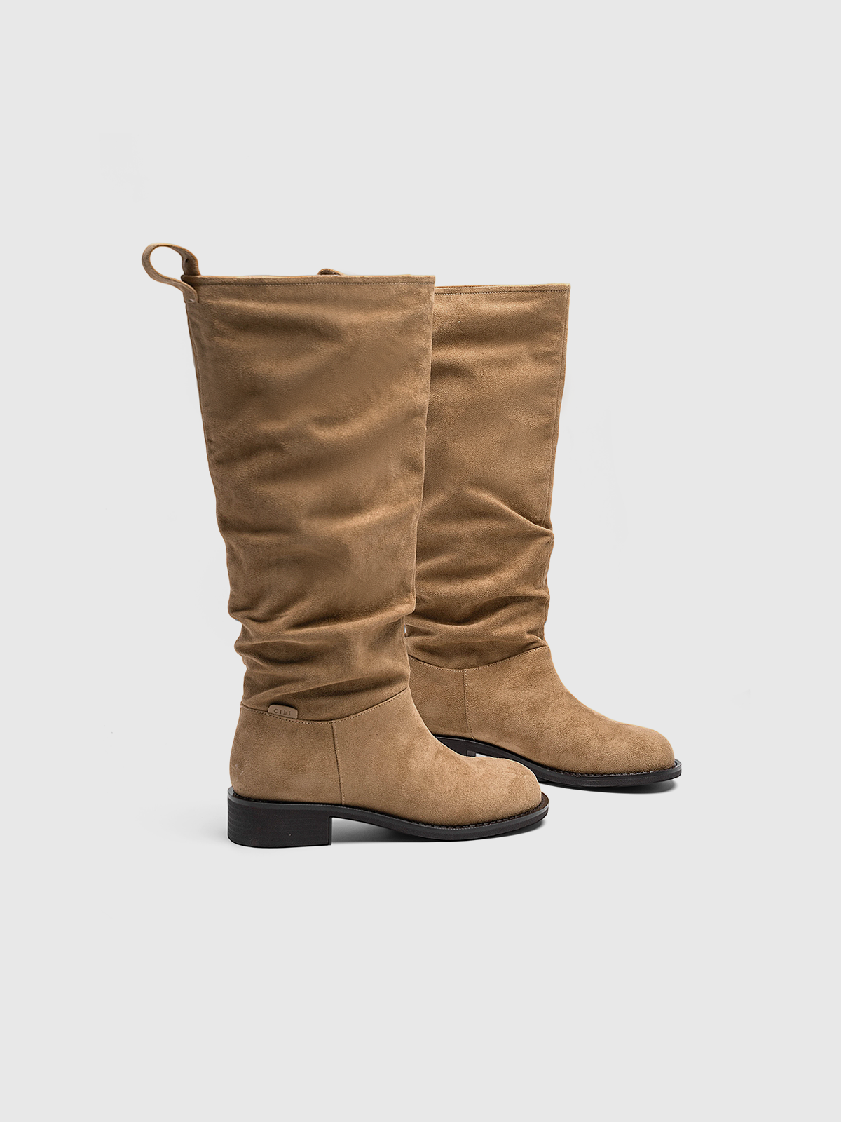 Cihi Fjaka Ruched Suede Round Toe Boots